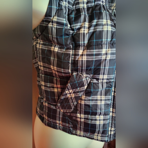 ❄️ Aeropostale NWT Plaid Puffer Vest — Size M ( Excellent Condition) - Picture 5 of 16